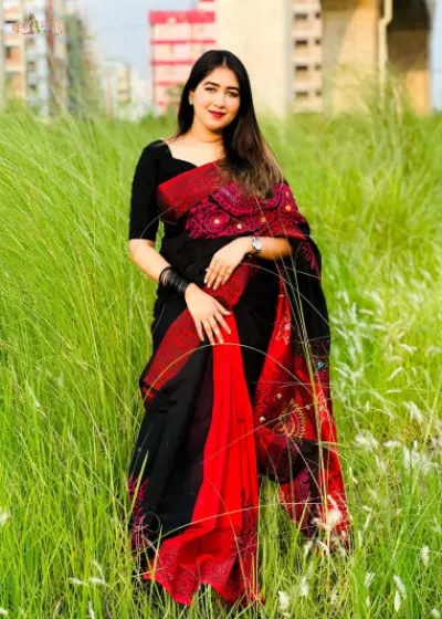 প্রিমিয়াম ধুপিয়ান শাড়ি