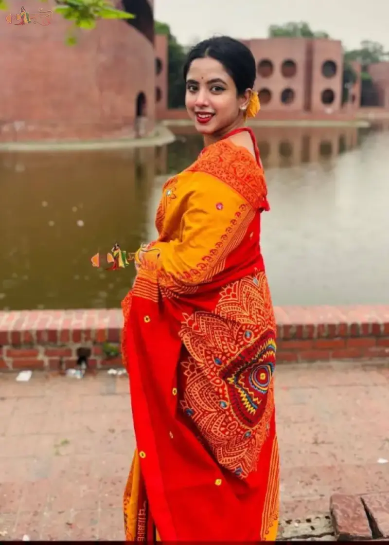 প্রিমিয়াম ধুপিয়ান শাড়ি