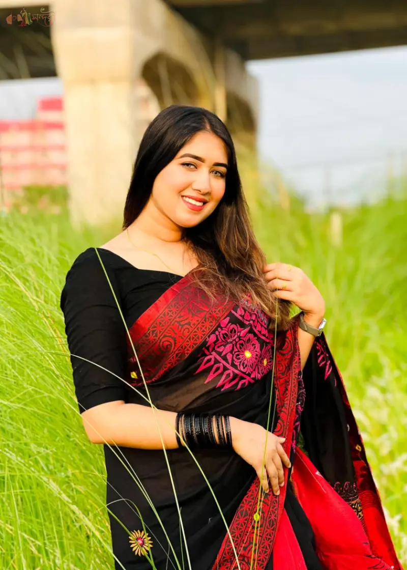 প্রিমিয়াম ধুপিয়ান শাড়ি