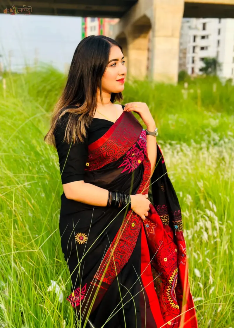 প্রিমিয়াম ধুপিয়ান শাড়ি